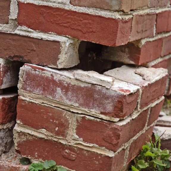 Cracked walls caused by foundation problems